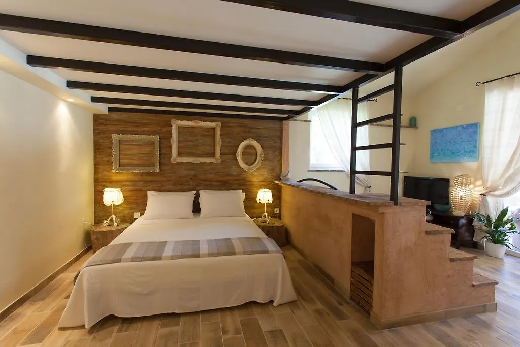 La Villetta - First Class Location With Big Private Pool Apartment Krk Island