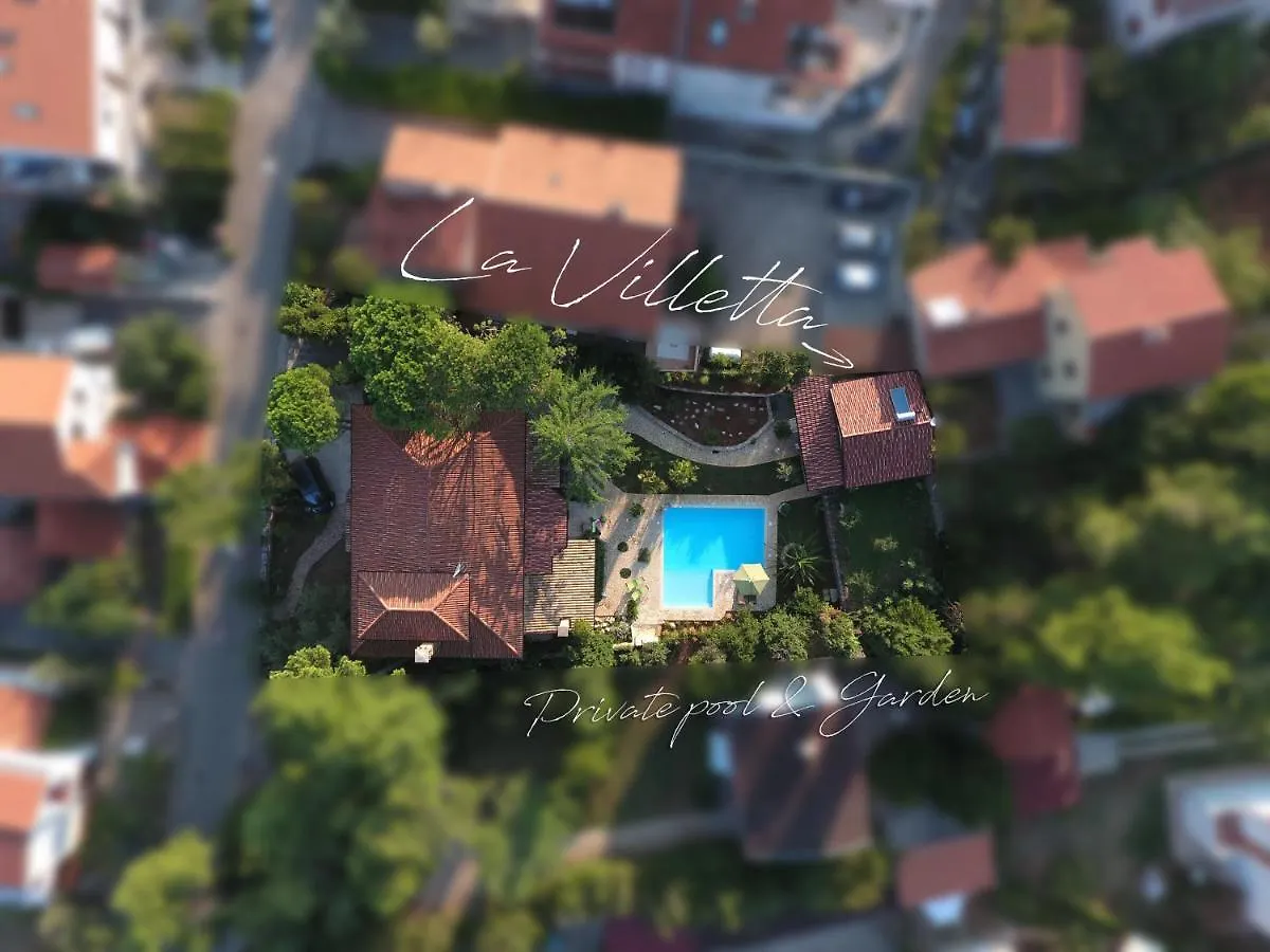 La Villetta - First Class Location With Big Private Pool Apartment Krk Island